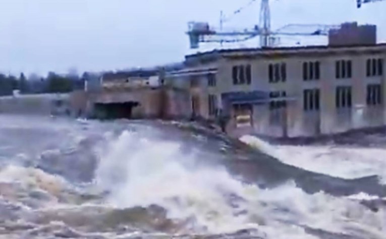 VIDEO Nezapamćene poplave u Kanadi. Proglašeno izvanredno stanje